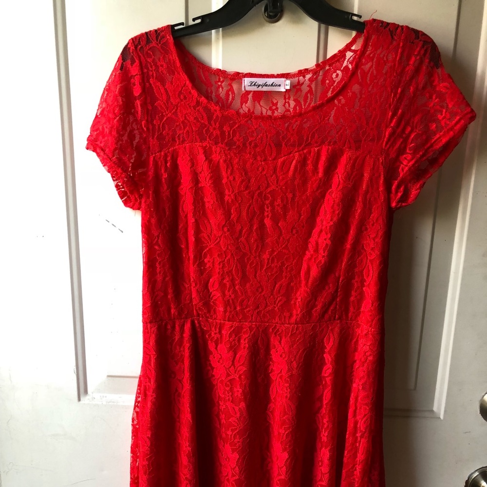 Women’s lace dress
